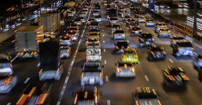 safe-following-distance-for-light-duty-truck-drivers